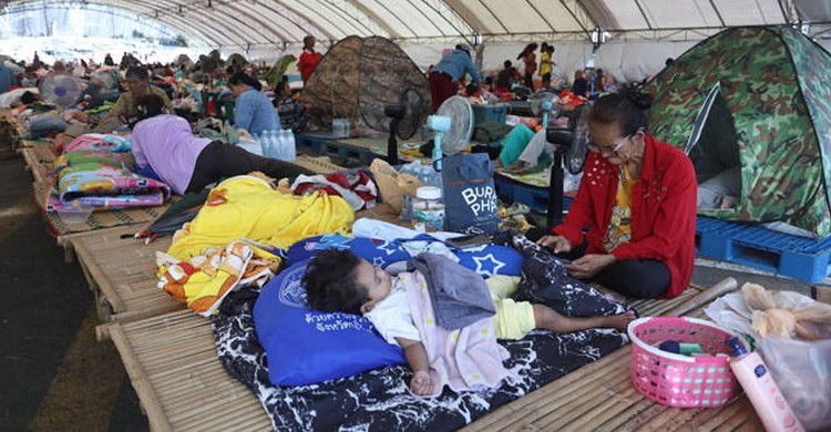 Over Half a Million Evacuated Amid Renewed Cambodia-Thailand Border Clashes